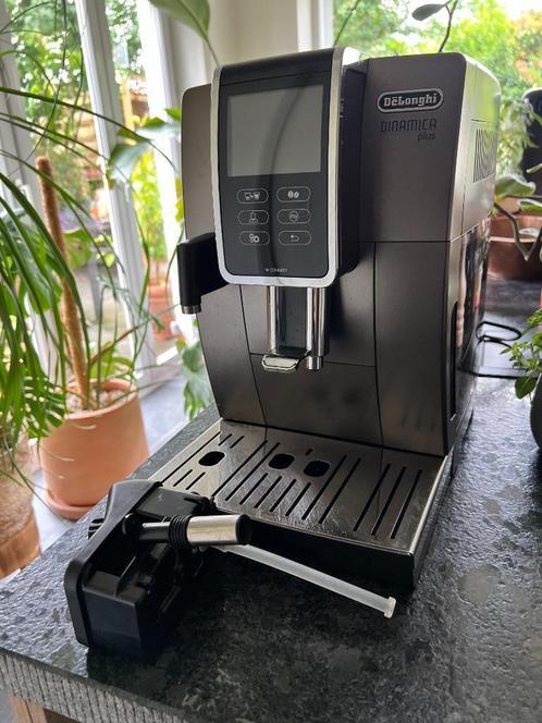 Delonghi Dinamica Plus koffiemachine volautomatische koffiem, Elektronische apparatuur, Koffiezetapparaten, Zo goed als nieuw