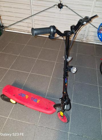 Trottinette electrique enfant  beschikbaar voor biedingen