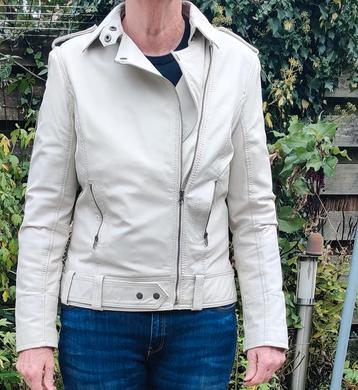 Veste en cuir épais pour femme taille 44 blanche disponible aux enchères