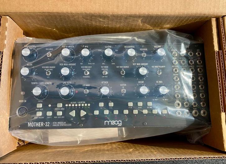 MOOG - MOTHER 32, Muziek en Instrumenten, Effecten, Nieuw, Overige typen, Ophalen of Verzenden