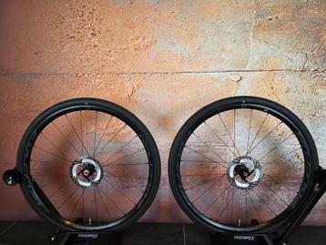Fulcrum Rapid Red 5 [500]XDR gravel wielset -50% ‼️NIEUW‼️ beschikbaar voor biedingen