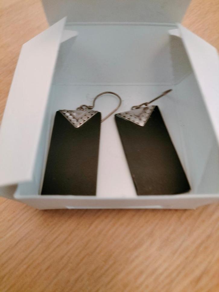 Oorbellen van ONYX en zilver (925), Handtassen en Accessoires, Oorbellen, Zo goed als nieuw, Hangers, Zilver, Zwart, Ophalen of Verzenden