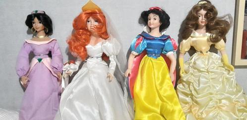Lot de 4 Poupée Porcelaine Disney "Princess Collection", Verzamelen, Disney, Gebruikt, Beeldje of Figuurtje, Overige figuren, Ophalen
