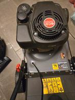 De POWEG63773 4-takt zelftrekkende benzine grasmaaier, Tuin en Terras, Grasmaaiers, Ophalen, Zo goed als nieuw, Opvangbak, Benzine-grasmaaier