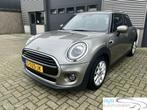 Mini Mini 1.5 Cooper AUTOMAAT/NAVI/CLIMA/XENON, Auto's, Te koop, Zilver of Grijs, Stadsauto, Benzine