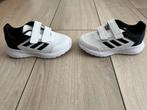 Adidas sneakers voor jongens - maat 25, Ophalen, Zo goed als nieuw