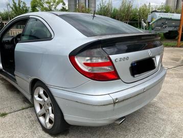 Mercedes C coupé 200CDI  2006  herstelling/export/ handelaar beschikbaar voor biedingen