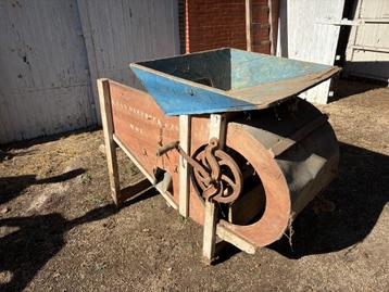 Wanmolen - Best oud , niet operationeel meer beschikbaar voor biedingen