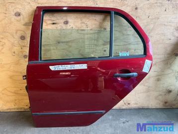 SKODA FABIA 1 HATCHBACK ROOD 9892 links achter deur 1991-200 beschikbaar voor biedingen