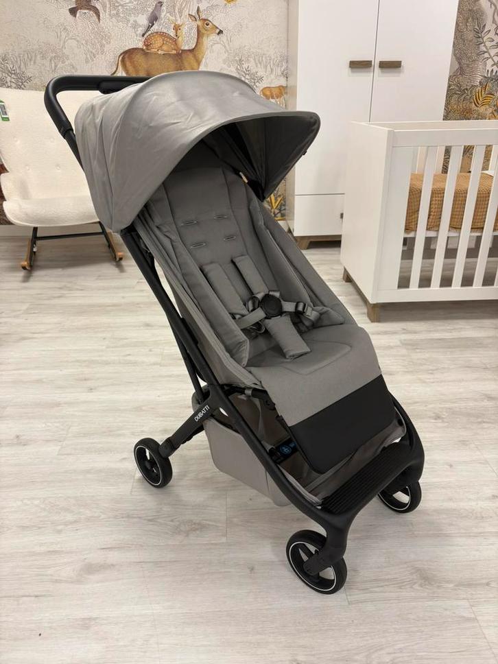 Dubatti smart E2, Kinderen en Baby's, Buggy's, Zo goed als nieuw, Zonnekap, Ophalen