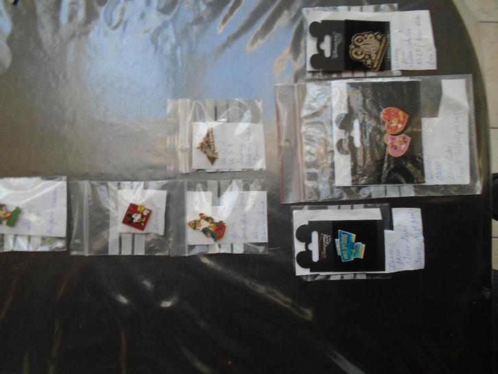 pins disney en varia verzamelen reklame en merken, Verzamelen, Merken en Reclamevoorwerpen, Ophalen