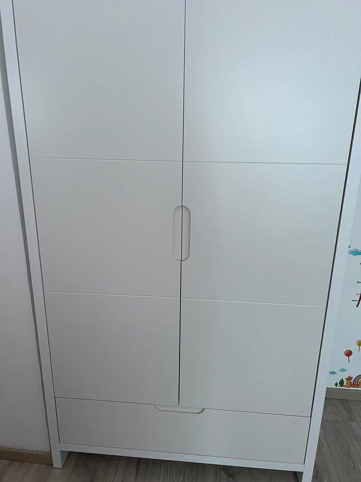 Atmoire commode et table à langer, Maison & Meubles, Armoires | Commodes, Comme neuf, Enlèvement