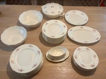 Boch suzon servies in goede staat! beschikbaar voor biedingen