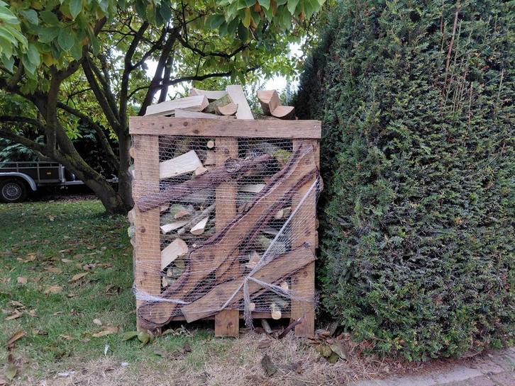 Brandhout. Reeds gekliefd essenhout., Tuin en Terras, Brandhout, Blokken, Essenhout, 6 m³ of meer, Ophalen of Verzenden