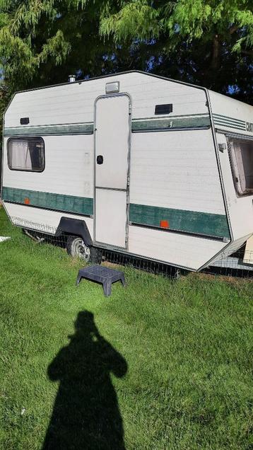 Charmante retro caravan - merk Chateau, Chateau, Coin salon convertible, Antivol de remorque, Particulier