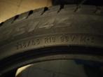 Winterbanden, Auto-onderdelen, Banden en Velgen, Gebruikt, Winterbanden, 235 mm, Band(en)