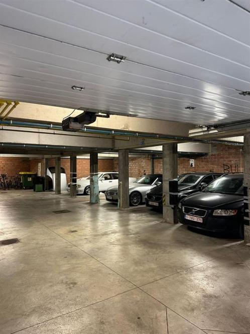 staanplaats in centrum Aalst, Auto diversen, Autostaanplaatsen en Garages
