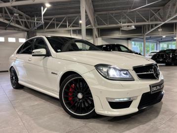 Mercedes C63 - 6.2 V8 - Designo|Pano|Perfomance beschikbaar voor biedingen