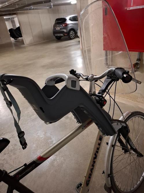 Fietsstoeltje, Fietsen en Brommers, Fietsaccessoires | Fietsstoeltjes, Gebruikt, Voorzitje, 0 t/m 18 kg, Voetsteuntjes, Ophalen