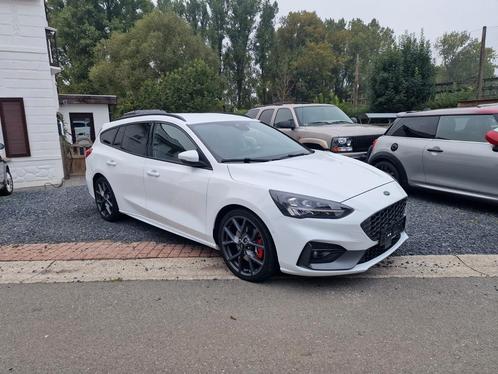 Ford focus St 2.3 ecoboost, Autos, Ford, Entreprise, Achat, Focus, Caméra de recul, Radio, Sièges chauffants, Essence, Euro 6