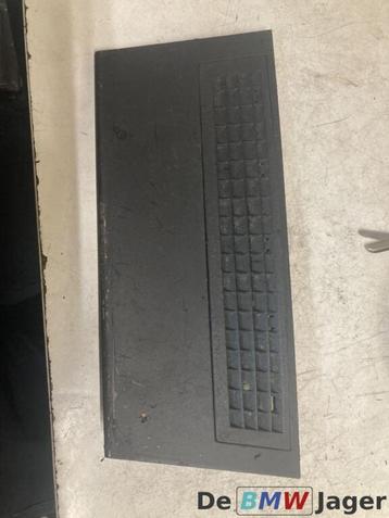 Ventilatierooster midvoor navigatie BMW E65 E66 E67 7002436 beschikbaar voor biedingen