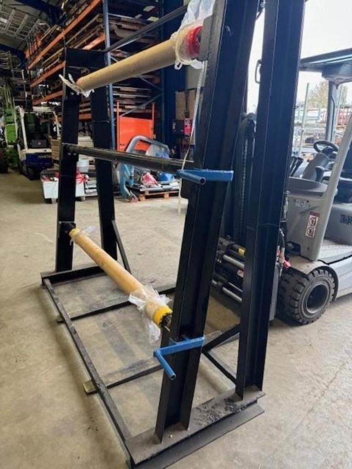 2208. Afrolrek / tapijtrolrek / rolhouder / afroller, Hobby & Loisirs créatifs, Tissus & Chiffons, Neuf, Enlèvement