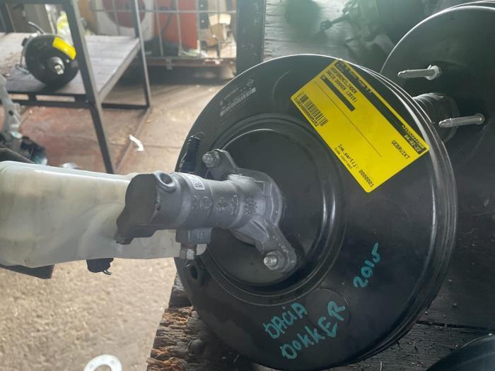 Hoofdremcilinder van een Dacia Dokker, Auto-onderdelen, Remmen en Aandrijving, Dacia, Gebruikt, 3 maanden garantie, Ophalen of Verzenden