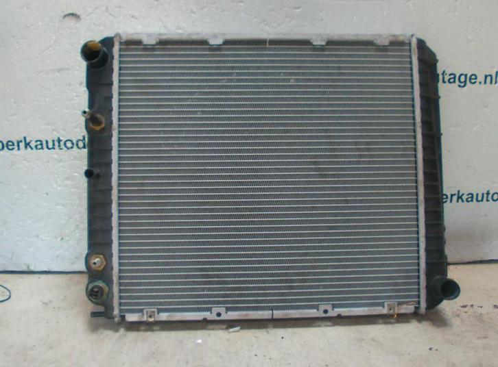 RADIATEUR automaat Volvo 940 I Estate (01-1990/10-1998), Auto-onderdelen, Airco en Verwarming, Volvo, Gebruikt