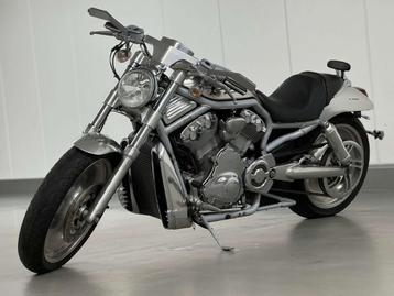 Harley-Davidson V-Rod ALUMINIUM - 34340 KM - PARFAIT ETAT beschikbaar voor biedingen