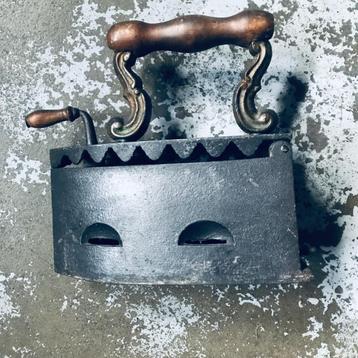 ancien fer en fonte, Enlèvement