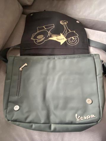 Vespa schoudertas beschikbaar voor biedingen