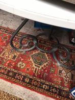Prachtige ronde tafel met smeedijzeren voet, Huis en Inrichting, Tafels | Salontafels, Ophalen, Metaal, 50 tot 100 cm