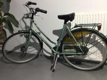 Te koop prachtige vintage damesfiets Gazelle beschikbaar voor biedingen