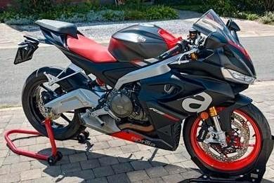 Aprilia RS 660, Motoren, Motoren | Aprilia, Particulier, meer dan 35 kW, 2 cilinders, Motorrijbewijs A, ABS, Cruise Control, LED Verlichting