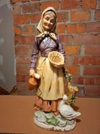 Oude vrouw met gans, Ophalen