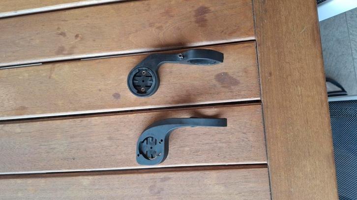 Garmin en wahoo mount, Fietsen en Brommers, Fietsaccessoires | Fietscomputers, Zo goed als nieuw, Ophalen