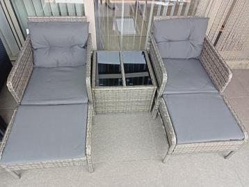 5 Delig tuinset Polly rotan grijs met 6 Kussens !!! beschikbaar voor biedingen
