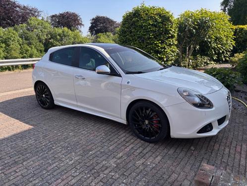 Giulietta 1.8 TBi 16V Quadrifoglio Verde, Auto's, Alfa Romeo, Particulier, Giulietta, ABS, Adaptieve lichten, Airbags, Airconditioning