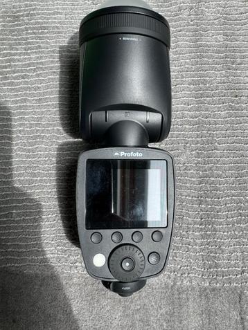 Flash Profoto A1, Enlèvement, Comme neuf, Inclinable