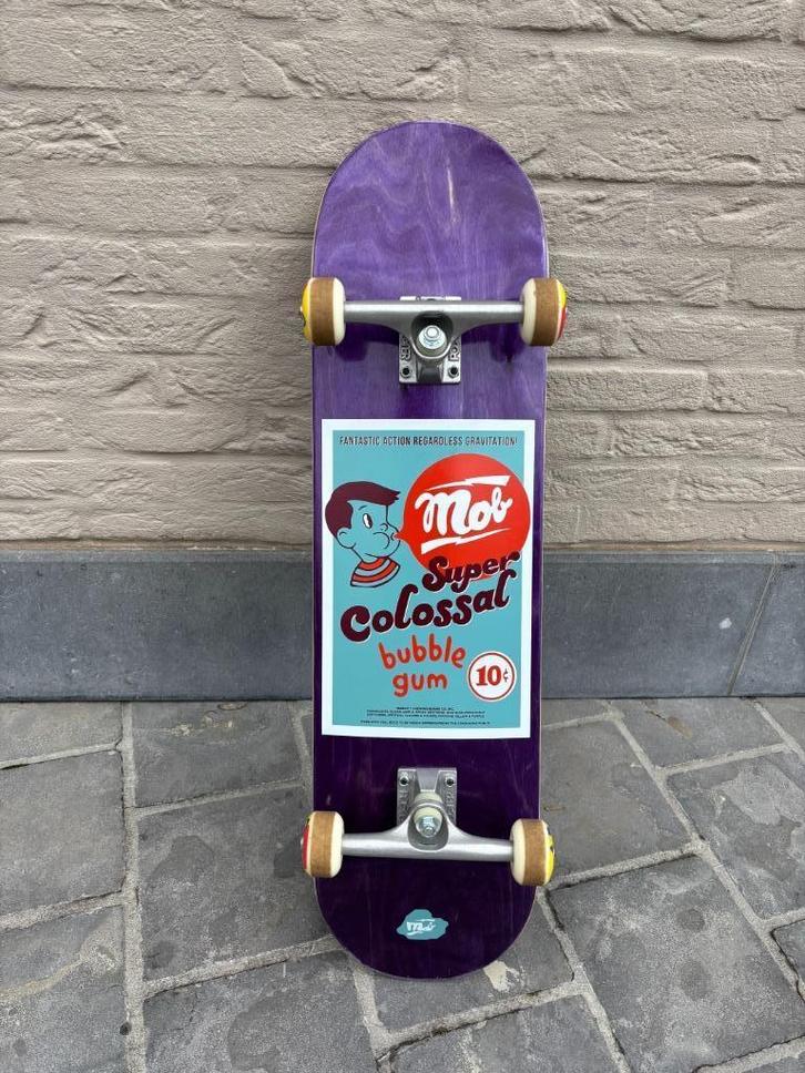 MOB Skateboards Bubble Compleet Board - 8,25, Sport en Fitness, Skateboarden, Zo goed als nieuw, Skateboard, Ophalen
