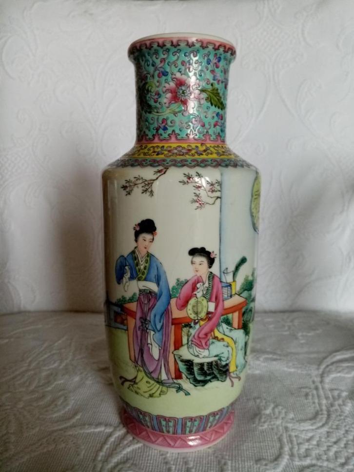 Chinese rolvaas „Kaofang” in porselein uit de jaren 60 (25cm, Antiek en Kunst, Antiek | Vazen, Ophalen of Verzenden