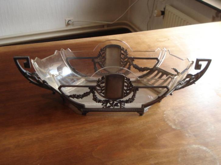 mooie tafeldecoratie voor bloemen of een andere toepassing, Antiek en Kunst, Antiek | Glaswerk en Kristal, Ophalen