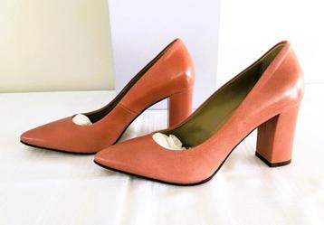 Noë - prachtige pumps met blokhakken - 37 - Italian design