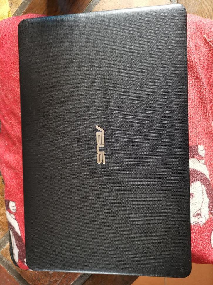 Laptop Asus 1 TB, Computers en Software, Windows Laptops, Zo goed als nieuw, 17 inch of meer, HDD, 8 GB, Azerty, Met videokaart