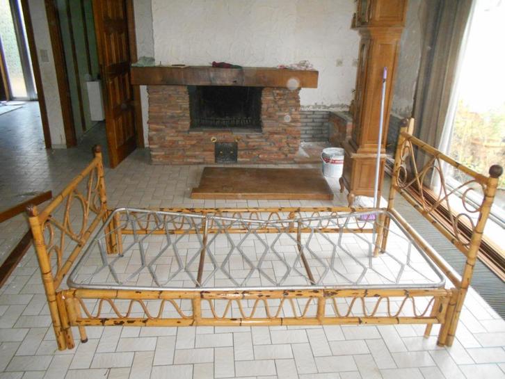 Bamboebed, Huis en Inrichting, Slaapkamer | Bedden, Zo goed als nieuw, Eenpersoons, 80 cm, 200 cm, Overige materialen, Ophalen