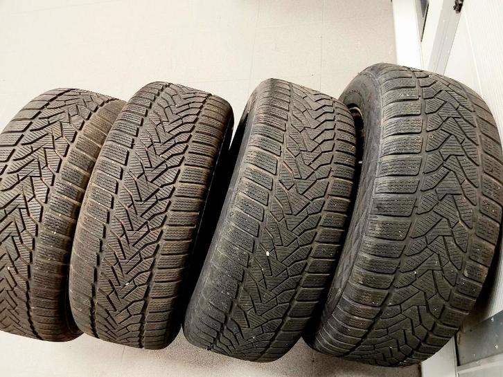 Pneus hiver 235/55-17, originales Ford Kuga, Auto-onderdelen, Banden en Velgen, Banden en Velgen, Winterbanden, 17 inch, 235 mm