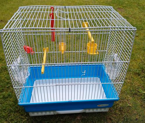 CAGE À OISEAUX "FERPLAST" - ÉTAT IMPECCABLE, Dieren en Toebehoren, Vogels | Hokken en Kooien, Zo goed als nieuw, Vogelkooi, Ophalen