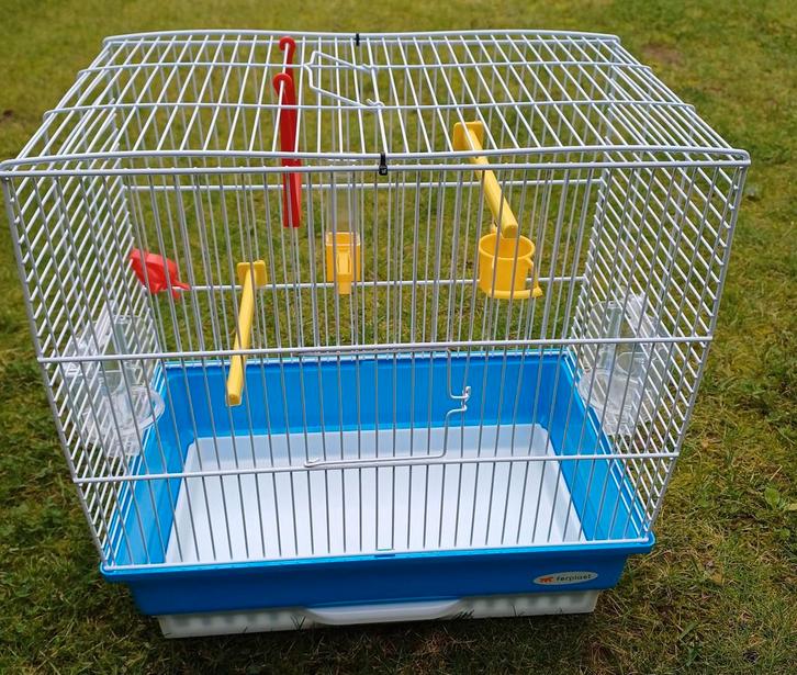 CAGE À OISEAUX "FERPLAST" - ÉTAT IMPECCABLE, Dieren en Toebehoren, Vogels | Hokken en Kooien, Zo goed als nieuw, Vogelkooi, Ophalen