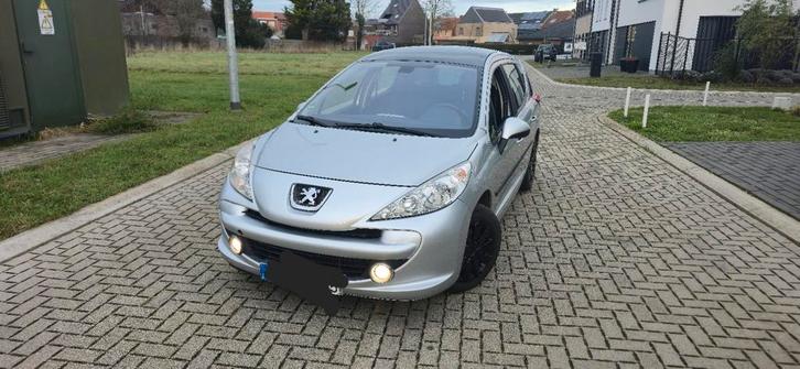 Peugeot 207 SW 1.6 essence 1er propriétaire, Autos, Peugeot, Particulier, ABS, Airbags, Air conditionné, Bluetooth, Ordinateur de bord