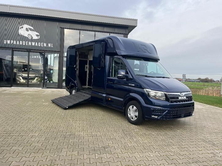 MAN KRISMAR dubbele cabine >automaat< paardencamionette, Dieren en Toebehoren, Paarden en Pony's | Trailers en Aanhangwagens, Zo goed als nieuw